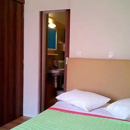 Ξενοδοχείο με διαμερίσματα Katerina For Rent