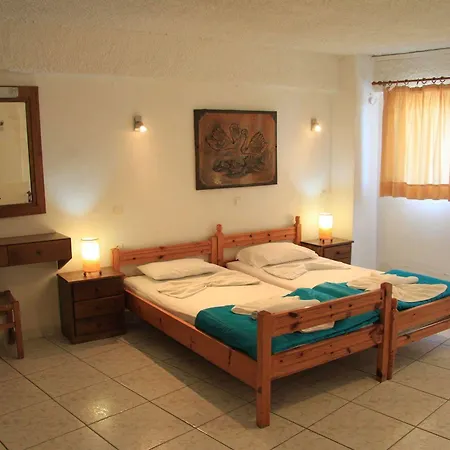 Katerina For Rent 干尼亞